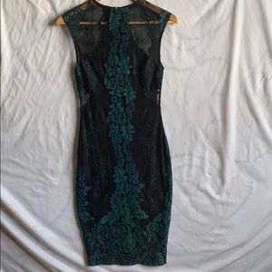 🐇 Sleeveless Dress with Mesh